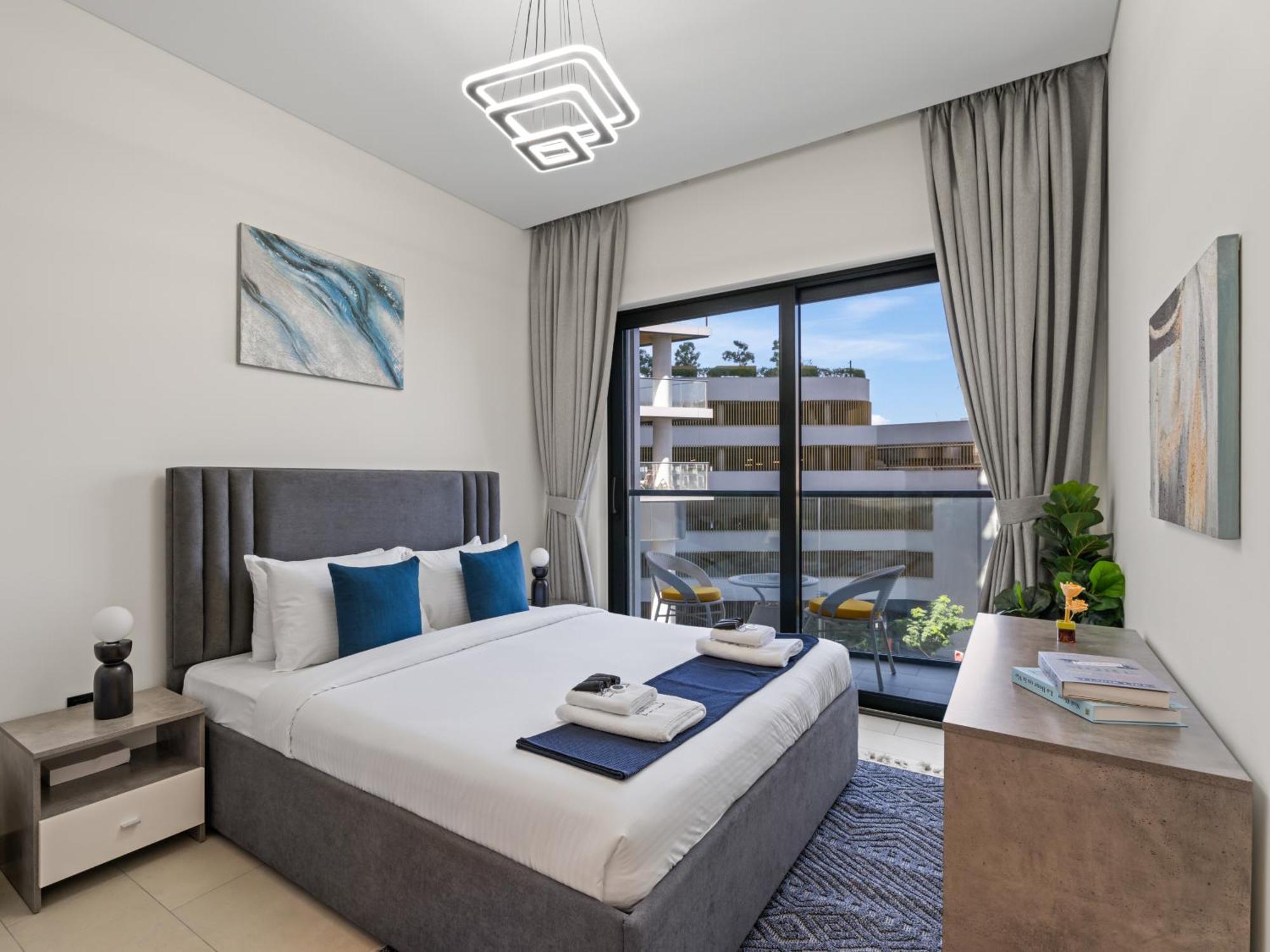 Apartment Elegant 1br Guest Study At Sobha Waves - Luxury *
