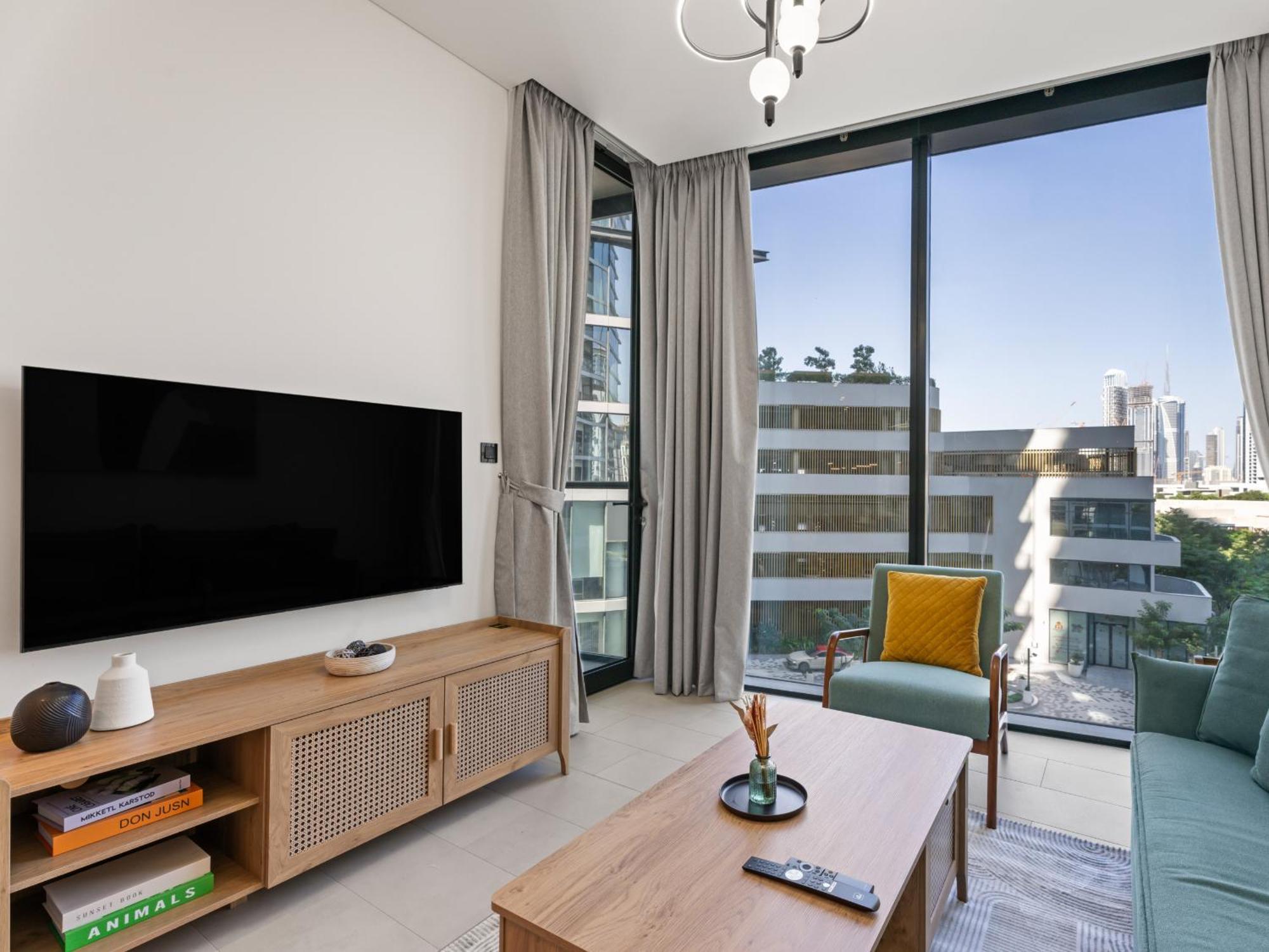 Elegant 1br Guest Study At Sobha Waves - Luxury *